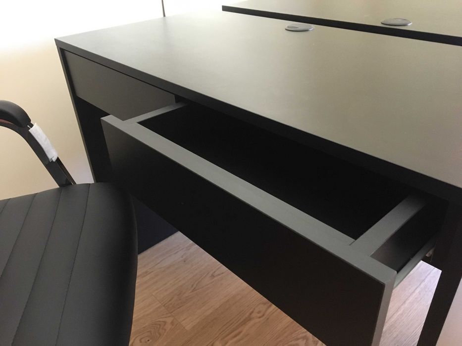 Secretária 100x50 cm com 2 gavetas