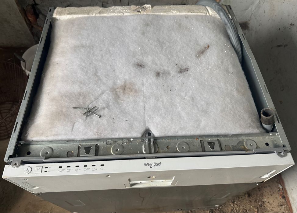 Посудомийна машина whirlpool wie 2b19