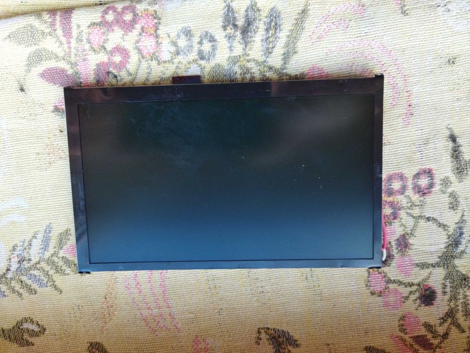 7-дюймовый ЖК экран EDT70WZQM022.