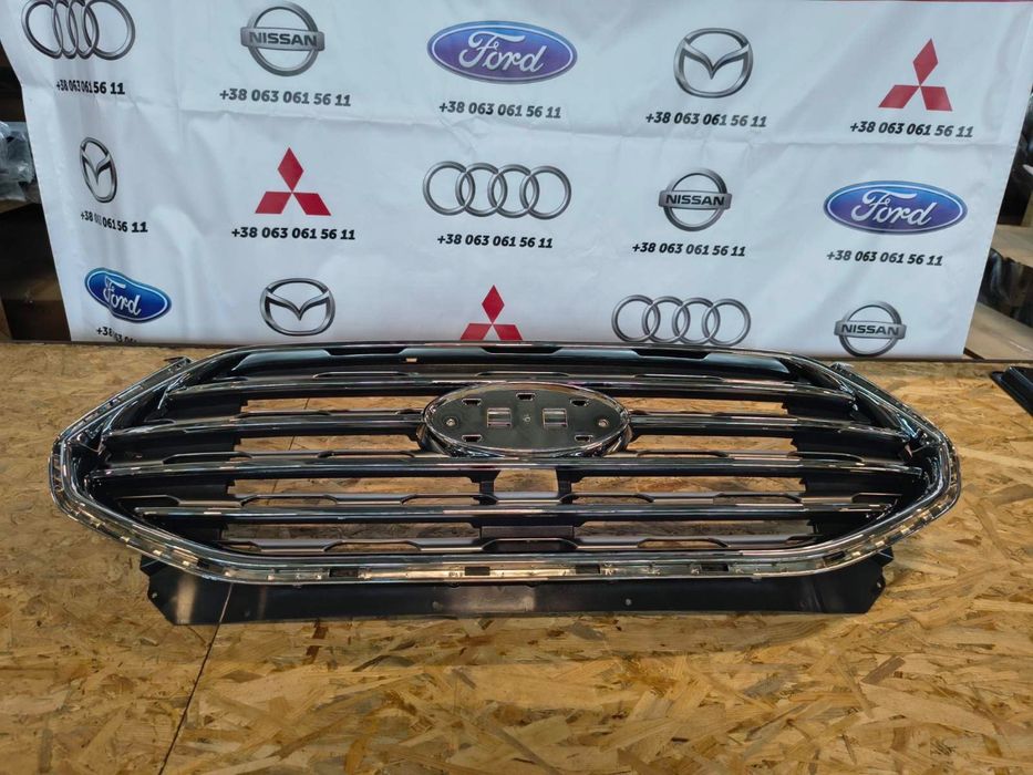 Решітка радіатора Ford Edgе   Радіатор охолодження Ford Edge
