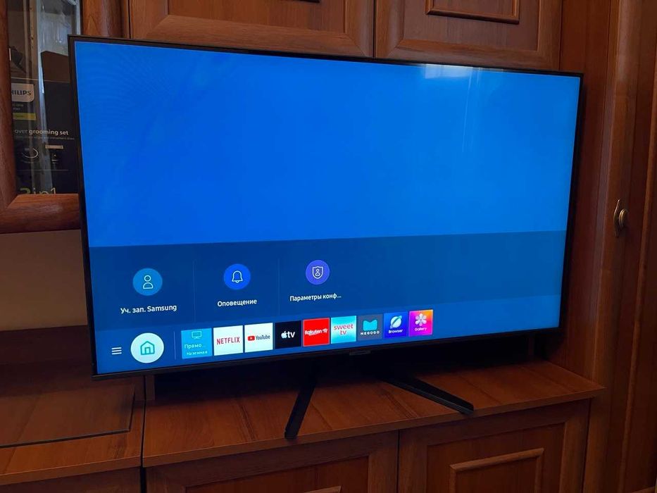 Телевізор Samsung діагональ 43 UE43AU7100 4K Smart TV ТВ тв  телевизор