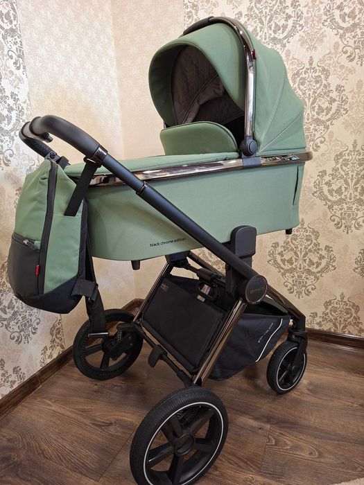 Універсальна коляска 2 в 1 CARRELLO Ultimo.