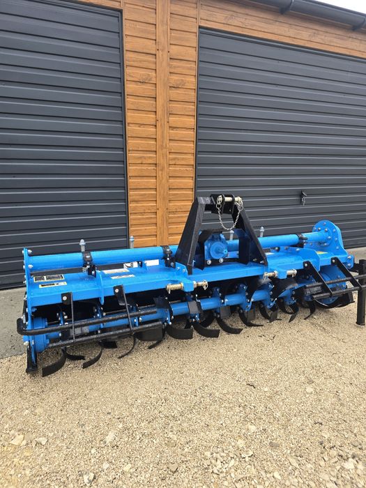 Glebogryzarka Agrostar  wałek wom zawieszana do traktora Dostawa