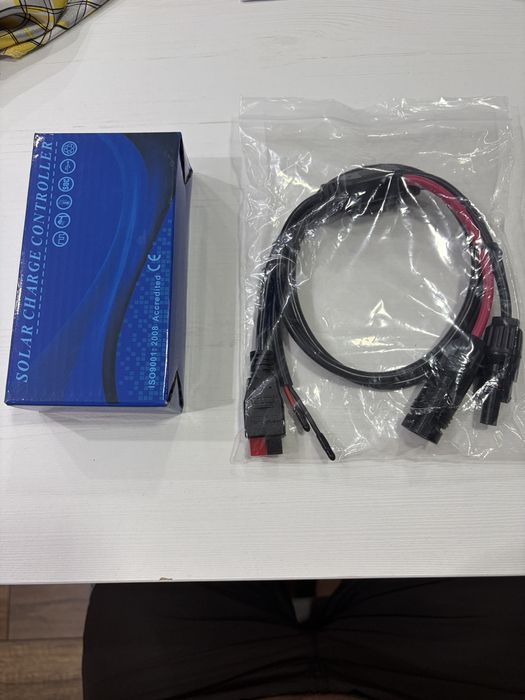 Regulator ladowania solarnego PWM , przewód  mc4-anderson