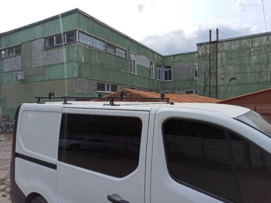Сталеві поперечки AS 87 на дах Renault Trafic / Opel Vivaro