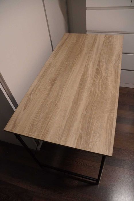 Biurko VANBORG 60x120 kolor jasny dąb/czarny