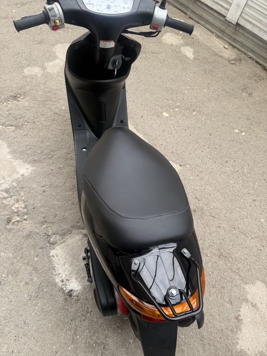 Yamaha Jog sa16 з контейнера