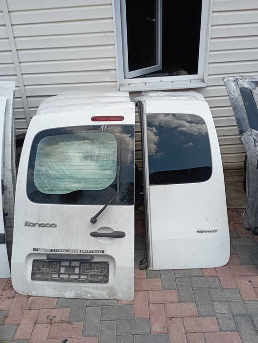 Дверь передняя / задняя правая / левая Renault Kangoo 2