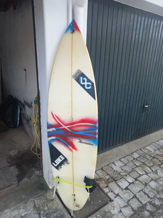 Vendo prancha de Surf com Capa