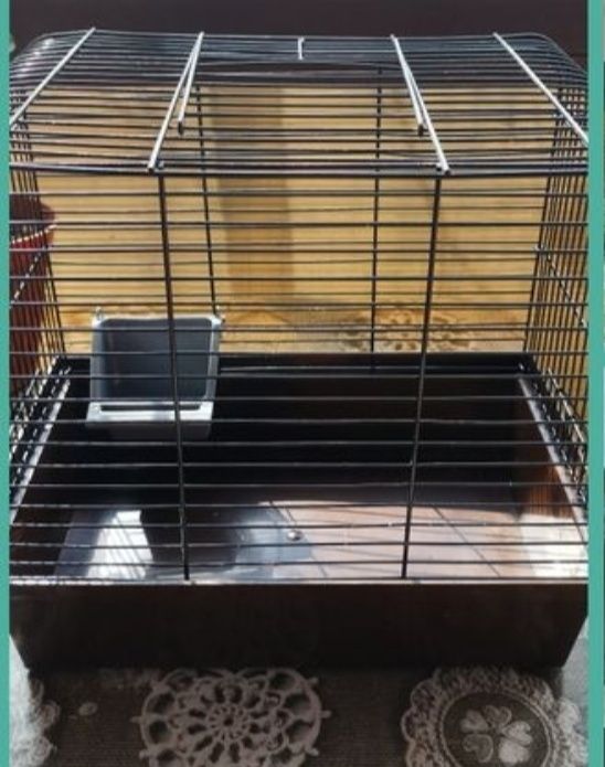 Клетки для птичек и грызунов