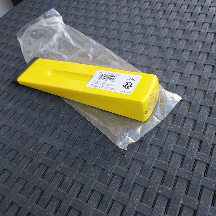 Cunha metal para lenha