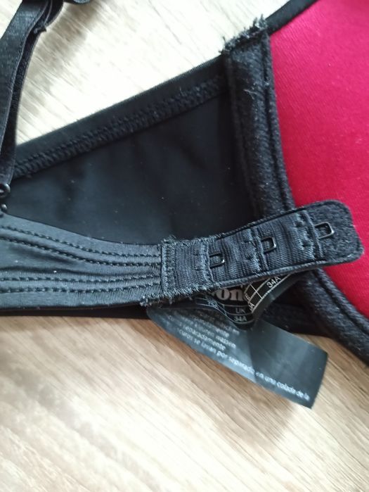 Бюстгальтер Wonderbra новый 75А
