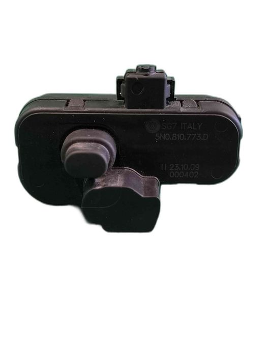 Fecho de deposito de combustível VW SCIROCCO III 5N0810773D (OEM)