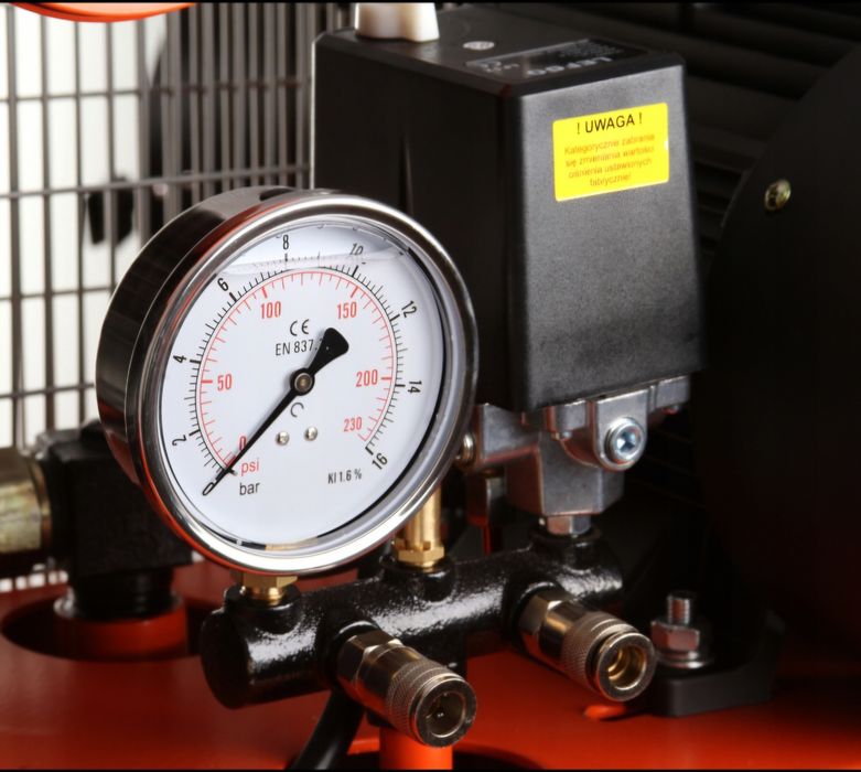 Kompresor olejowy 270L BJC sprężarka / tłok 2 x 90 / 400V / UDT / 200L