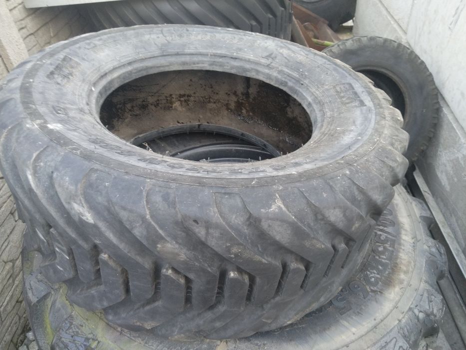 Opona 400/60 r22.5 BKT ładny stan