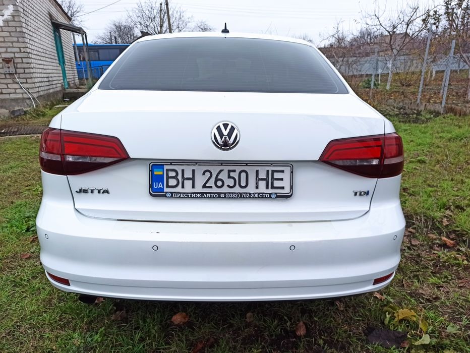 Volkswagen Jetta 2016, 1,6tdi, МКПП, максимальна комплектація, без ДТП