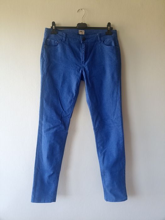 Sprzedam NOWE niebieskie jeansy