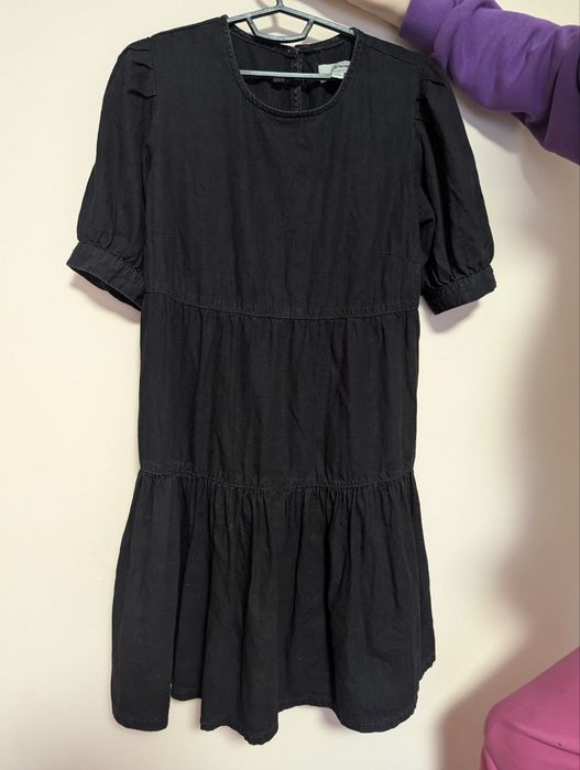 Зоряна сукня розміром .М.