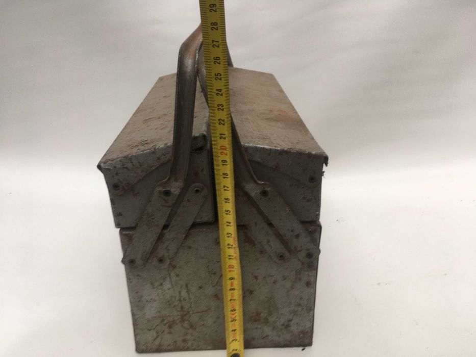 Металевий ящик для інструментів СРСР.