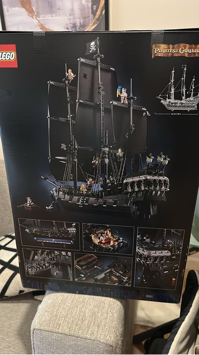 10365 LEGO Pirates of the Caribbean Captain Jack Sparrow's Pirate Ship