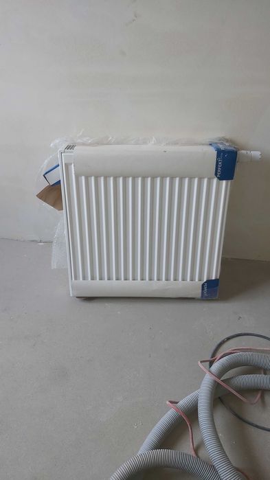 Grzejnik stalowy PERFEXIM PERFEKT 22V 600x600