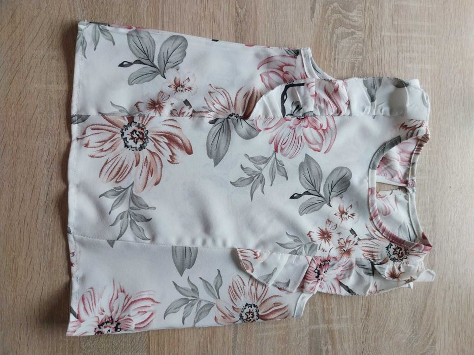 elegancki komplet r. 110/116