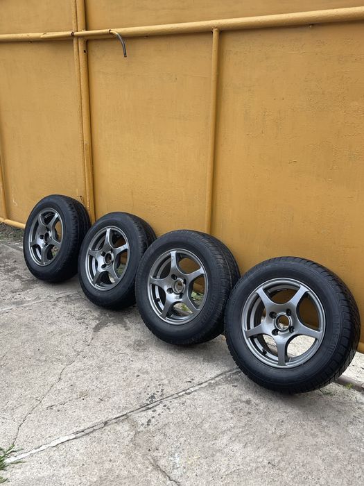 Диски з резиною r13 4.98 ваз, ланос.