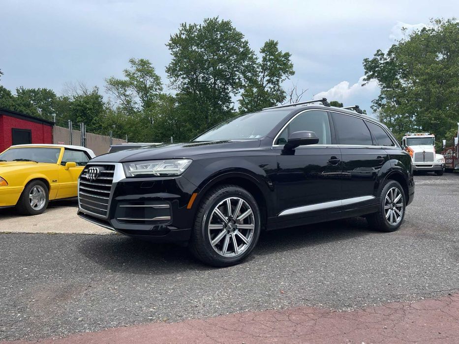 Audi Q7 45 TFSI quattro Premium Plus      2019