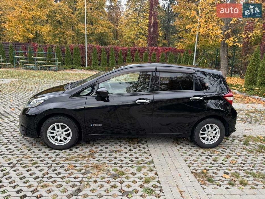 Nissan Note E-power гібрид