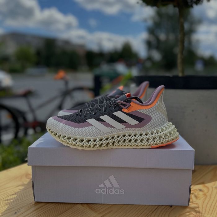 Жіночі оригінальні кросівки Adidas 4DFWD 2 W Grey White  Art: GX9269