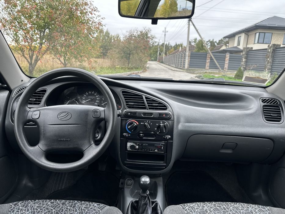 Daewoo Lanos 1.5 SE (газ/бенз)