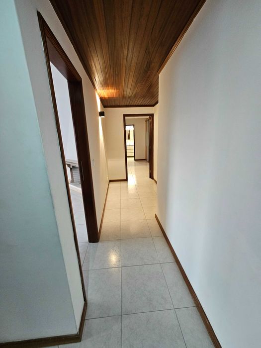 T2 espaçoso; 2 min estação M.Martins