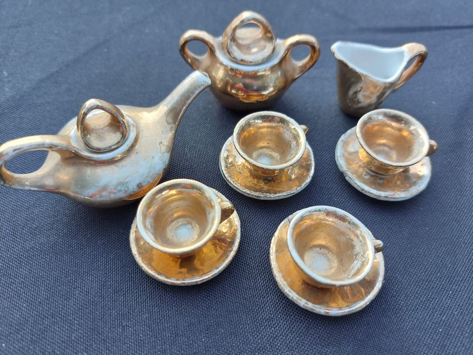 Conjunto de chá em miniatura, Cmielow da  Polónia