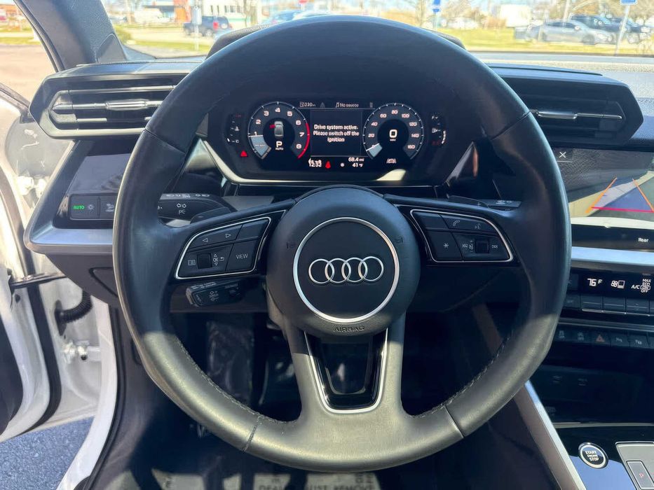 Audi A3      2024