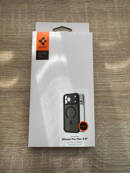 Spigen iphone Pro Max 17/18 case чохол mag safe