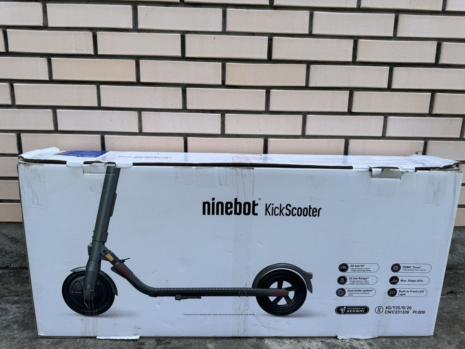 Електросамокат Ninebot KickScooter E22E – стан нового!