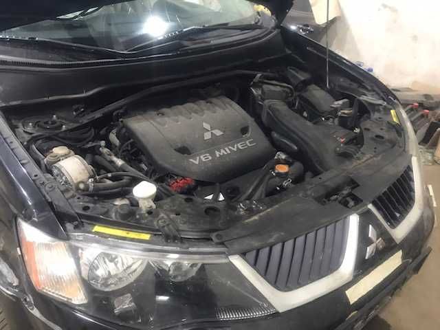 Двигун для Mitsubishi Outlander XL3.0 бензин 6В31 2007-10рр