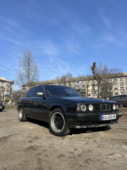 Продам БМВ е34 м52б25