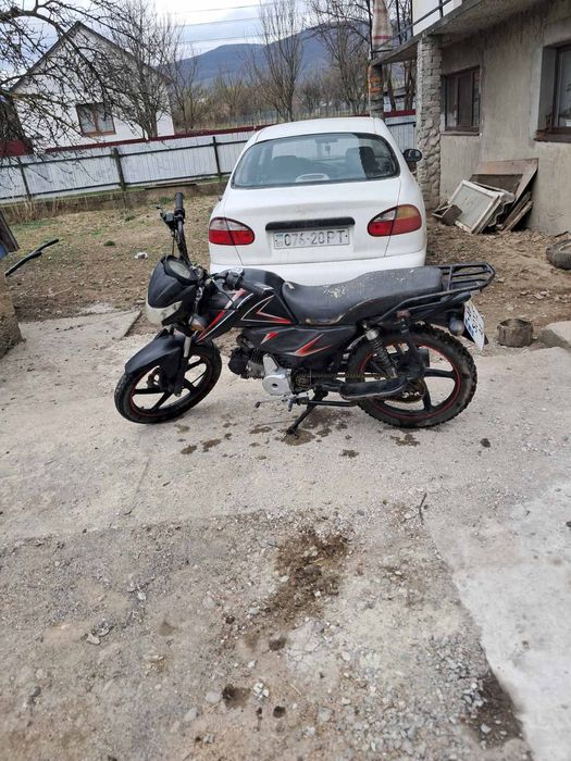 В продажі моторка Hunter Cobra 125сс хороший стан мотоцикл находу