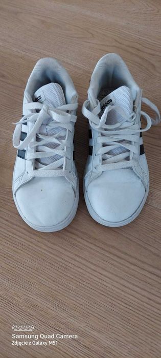 Sprzedam adidasy chłopięce Adidas rozm. 36