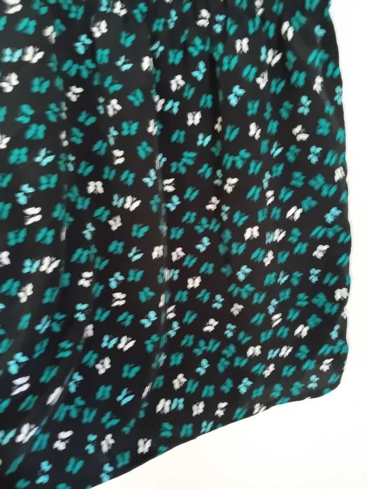 Sukienka w motylki S