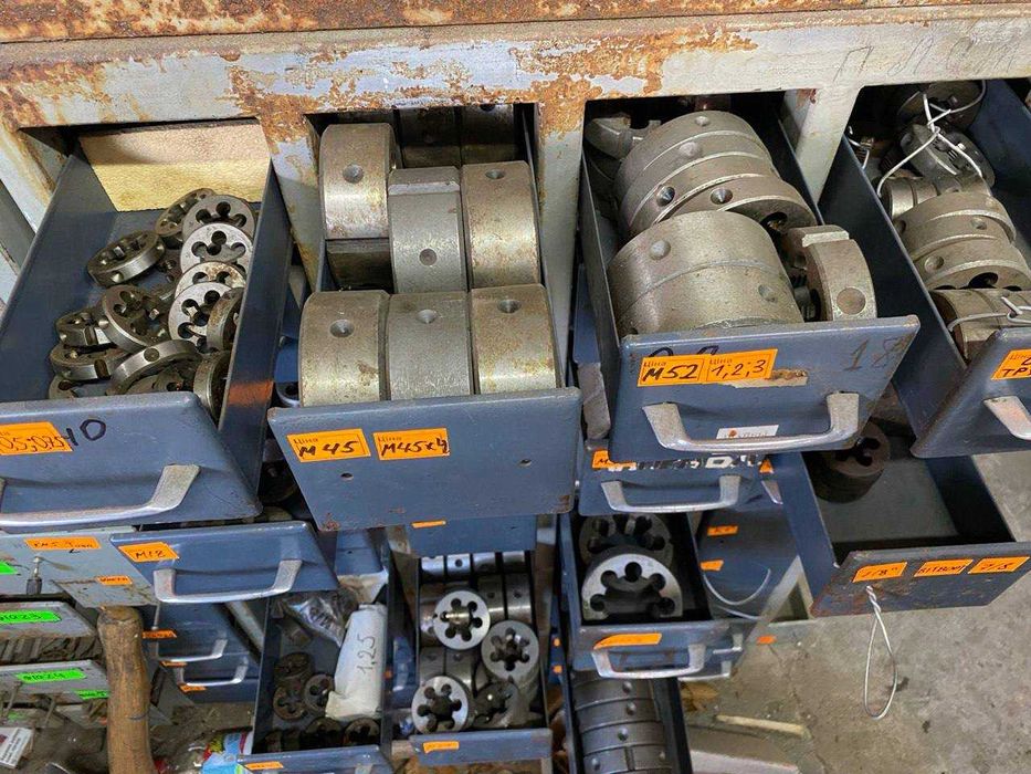 Плашка Лерка нові зі зберігання СССР дюймові метричні трубні конічні