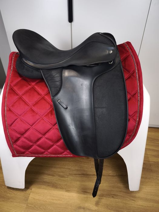 17,5 cali Thorowgood ujeżdżeniowe siodło łęk 32 Id.577