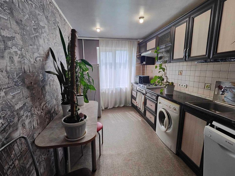 ПРОДАМ 3-х кінатну квартиру, Бородинськкий район , ТЦ Континент