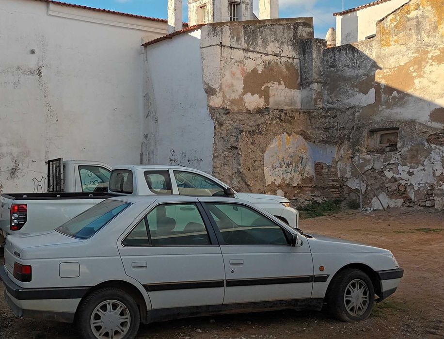 Prédio de 192m2 para reabilitação Integral  em  Serpa 65.000,00€