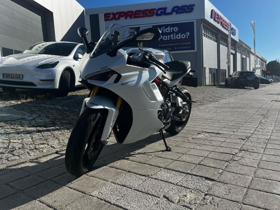 Ducati Supersport 950