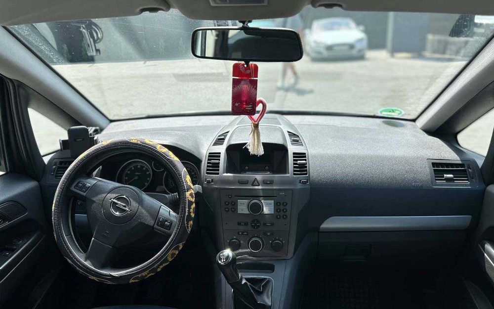Opel Zafira 2005
