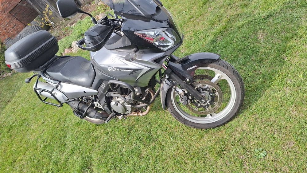 Motocykl Suzuki V-Strom