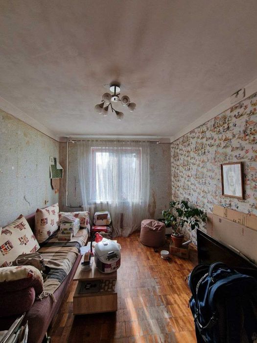 Продам 3-комнатную квартиру на Калиновой