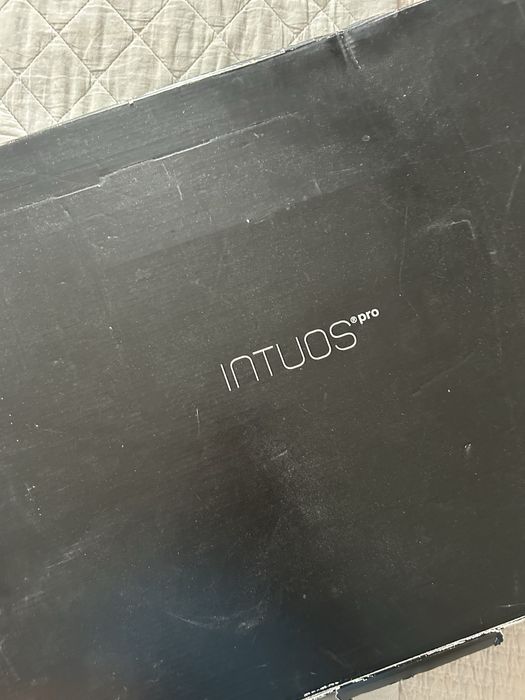 Intuos Pro планшет